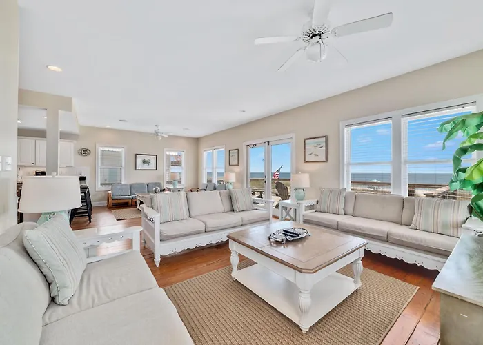 Lagniappe Ii By Gsvr - Spacious Beachfront Getaway, Pet Friendly - Free Activities And Golf Holiday home