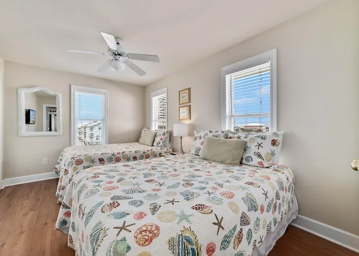 Lagniappe Ii By Gsvr - Spacious Beachfront Getaway, Pet Friendly - Free Activities And Golf Holiday home