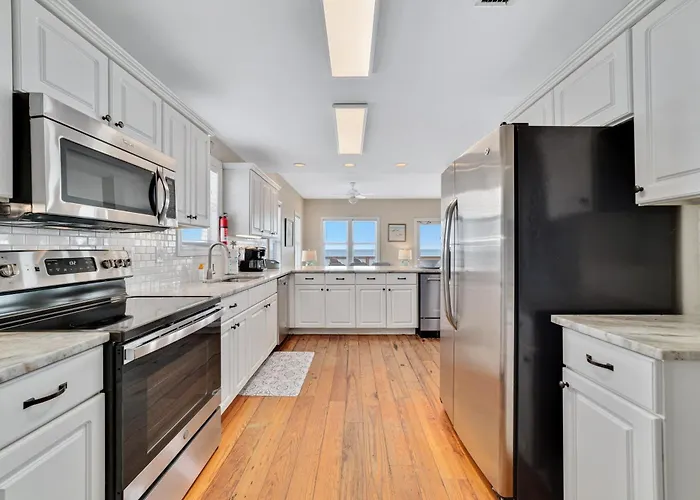 Lagniappe Ii By Gsvr - Spacious Beachfront Getaway, Pet Friendly - Free Activities And Golf *
