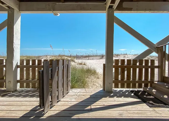 Lagniappe Ii By Gsvr - Spacious Beachfront Getaway, Pet Friendly - Free Activities And Golf Holiday home *