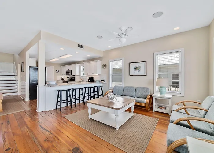 Lagniappe Ii By Gsvr - Spacious Beachfront Getaway, Pet Friendly - Free Activities And Golf