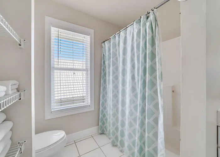 Lagniappe Ii By Gsvr - Spacious Beachfront Getaway, Pet Friendly - Free Activities And Golf Holiday home Gulf Shores